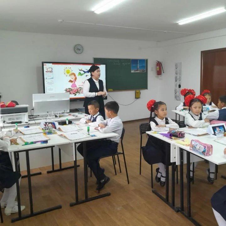 "Разрядтан бір рет аттап өту арқылы жазбаша көбейту және бөлу алгаритімі" тақырыбында ашық сабақ өтті.