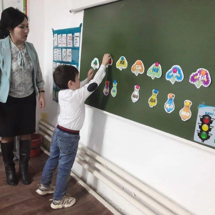 "Ұ дыбысына дыбыстық талдау" тақырыбында ашық сабақ өткізді.